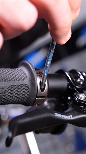 Hands-On With NEW Super Grippy DH Mountain Bike Grips! 🔥🏁 . 🚲 Ergon Bike GDH Team Grips ✅ Max Control At High Speeds ✅ Reduces Arm Pump ✅ Developed with 2x DH World Champion Vali Höll . . #gmbn #mtb #globalmountainbikenetwork #grips #mtbgrip #ergon #dh #downhill #dhmtb #newgrips | Global Mountain Bike Network