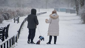 Scotland hit by three-day SNOW warning as freezing attack grips central belt