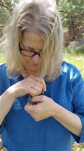 How pros style their mala beads #mala #crystalhealing #tutorial