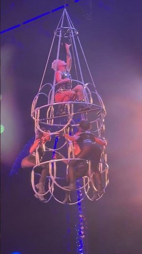 Pink Try live and filmed from second row #summercarnivaltour #pink #concert #dodgerstadium #2024