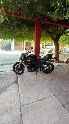 Custom Dinamo 400 with SC Project Exhaust - Sound and Performance