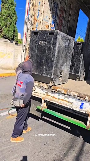 7.8K views · 8.5K reactions | ये काम आसान नहीं है 凉 Dj Setup #BigDj...