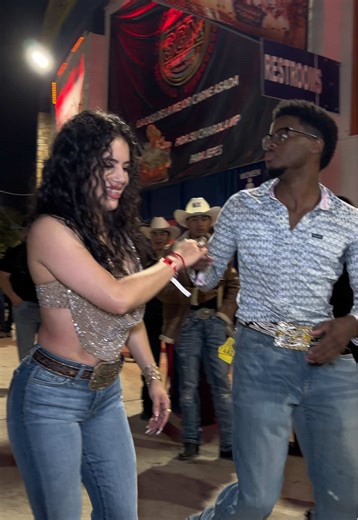 Discover the Vibrant World of Huapangos Dance