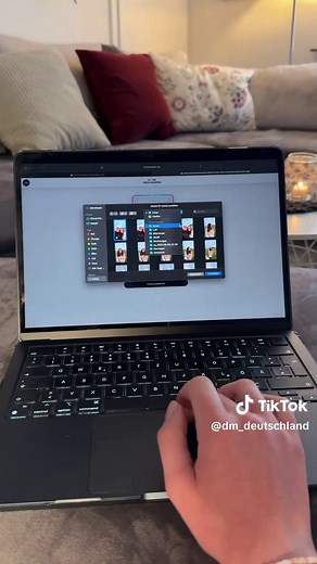 Naaa, seid Ihr auch immer zu spät dran mit Geschenke planen? 🎁 Gut, dass es bei Foto Paradies die Fotobuch Expressabholung gibt! 🤩 Gestaltet Euer Fotobuch ganz einfach am Handy oder Laptop und holt es in nur 2 Stunden im dm Markt ab ✨🥰 Wie gefällt Euch das Buch und habt Ihr die Expressabholung schon genutzt? 💕 #dmliebe