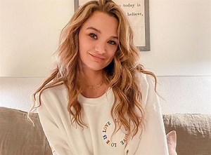Y&R Alum Hunter King Set To Lead New Hallmark Movie