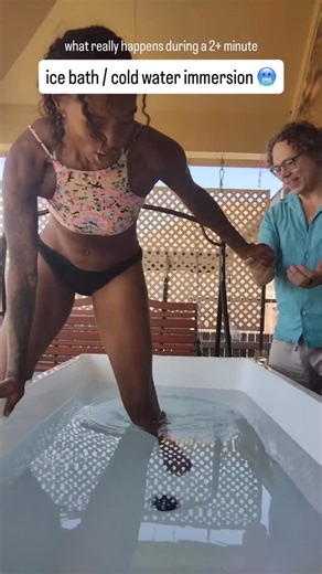 Queen of Vitality 💚 on Instagram: "So you’re thinking about doing the ice bath experience? Well, This is my guide to what to expect from your first ICE BATH, cold water immersion experience #icebath #wimhofmethod #coldwaterimmersion #challengeyourlimits I was SHOCKED that there were moments during the cold water immersion experience where I felt pure bliss. For the whole week that feeling remained. I love entering Ananda, pure bliss, that feeling is OUT OF THIS WORLD I know that a lot of people