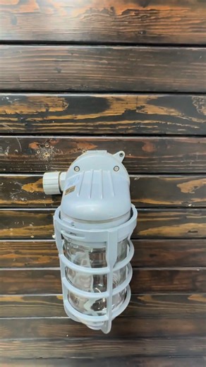 Vintage Lithonia Aluminum Wall Light – Retro Exterior Fixture, China Made Mid-Century Outdoor Sconce https://www.etsy.com/listing/4456028714/vintage-lithonia-aluminum-wall-light?ref=listings_manager_table #sconcelight #wallsconces #swanfixture #lithonia #retro #exteriordesign #outdoorlight #shiplight #shiptreasury #midcentury | Ship Treasury Etsy
