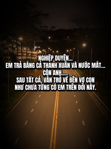 EM TRẢ NGHIỆP BẰNG NƯỚC MẮT… ANH TRỞ VỀ – NHƯ EM CHƯA TỪNG TỒN TẠI Em đã từng nghĩ… mình chỉ lạc nhau một chút thôi, rồi sẽ có ngày tìm lại được. Nhưng không… người lạc là em, còn anh… chưa từng có ý định ở lại. Em đã đi qua những ngày rất dài… chỉ để chờ một tin nhắn, một cuộc gọi, hay chỉ là một lời hỏi han rất nhỏ. Những thứ với người khác là bình thường… với em lại là tất cả. Em gom hết những gì anh cho… một chút quan tâm, một chút dịu dàng, một chút yêu thương không trọn vẹn… rồi tự dệt thà