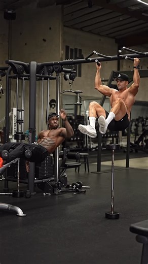 Darien “That Ab Guy” Johnson on Instagram: "Partner Stack Sequence (Save & Share) - Tag your workout partner in the comments if you got this. - 🎥: @rfmediasolutions Gym: @globalfitnessstudio - #fitness #challenge #workout #abs"
