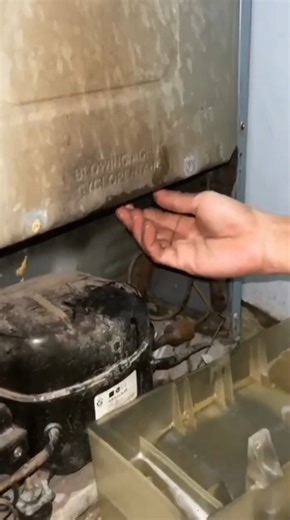 Pake Cara Ini...❗❗Kulkas Air Keluar Lewat Depan Dan Bawah Kurang Dingin Pembelian sparepart berkualitas GRATIS video panduan cara pasang dan konsultasi,klik hubungi admin kami klik 1. https://wa.me/6282324633412 atau 0823-2463-3412 2. https://wa.me/6287782415609 atau 0877-8241-5609 3. https://wa.me/6281388295101 atau 0813-8829-5101 4. https://wa.me/6282324910945 atau 0823-2491-0945 . . . Pendaftaran "KELAS ONLINE" bersama andre tatum 59.000 hub admin kami klik 1. https://wa.me/6282324633412 atau