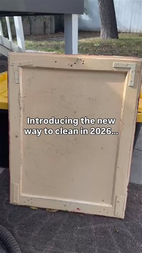 Paint removed without sanding.👏🏼 Wood left intact. No harsh chemicals. No damage.🚫 Laser cleaning gives us control: removing only what doesn’t belong and preserving what does. This is precision at work, and it’s changing how surfaces are restored.⚡ Book your free demo today! | LRG Laser Cleaning