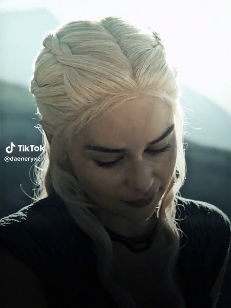 Daenerys Targaryen Dance of Dragons: Epic Battle of the Dragons