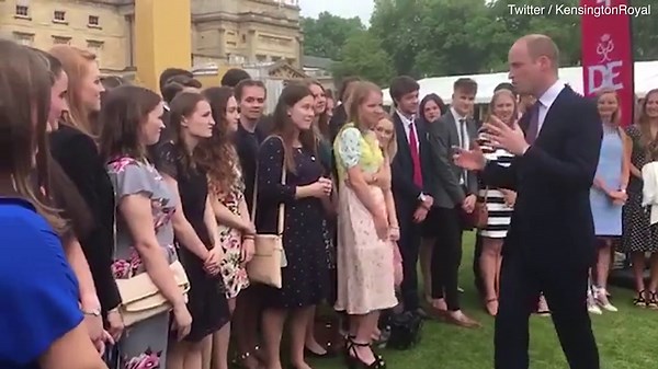 Duke of Cambridge presents DOE Gold Awards to young people