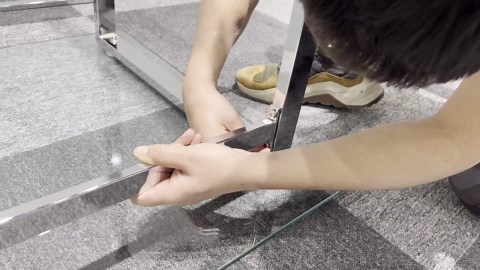 Modern Glass Dining Table,51'' Rectangle Kitchen Table with Tempered Glass Tabletop and Metal Leg,Glass Dining Table for 4 Suitable Kitchen Dining Living Meeting Room (Silver, 51 in)