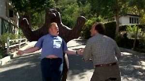 Watch According To Jim Season 3 Episode 23 - The Truck