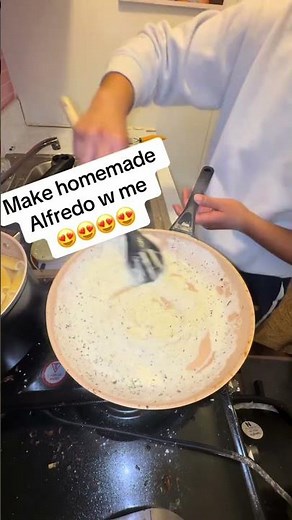 Never Buy Jarred Alfredo Again After Seeing This #moneysavings #recipe