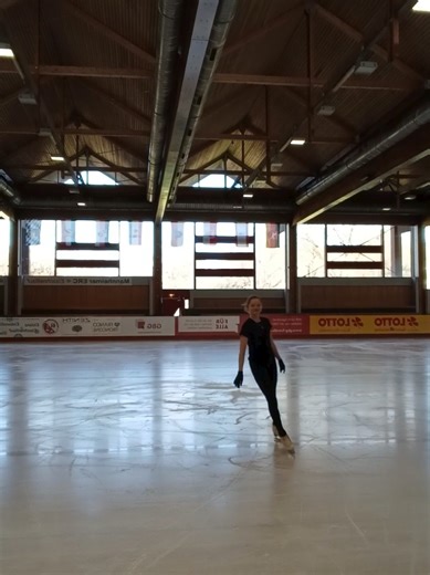 Mastering Layback Spins in Figure Skating