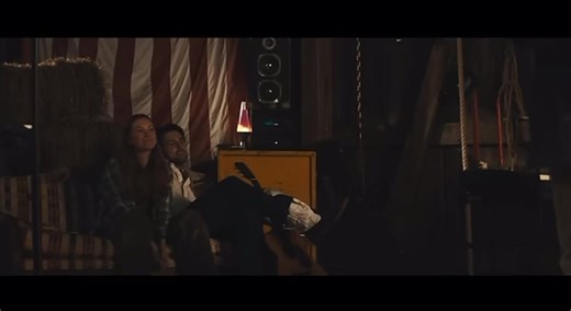 GREEN BAY GOES HOLLYWOOD ⭐🎥🍿 “Green & Gold” — the new film starring Craig T. Nelson about an out-of-luck Wisconsin farmer who bets everything he has on the Packers winning the Super Bowl — is OFFICIALLY OUT! 🏈 “Every year, America loses 28,000 family farms,” the film’s trailer begins. The movie’s entire PURPOSE is to raise awareness and help change that devastating stat — a cause Nelson (an award-winning actor who could’ve EASILY passed on the low-budget, indie film) cares DEEPLY about 💚 “Th