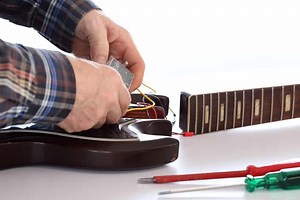 Neck Pickup Not Working: 9 Things You Should Try To Fix This - CMUSE