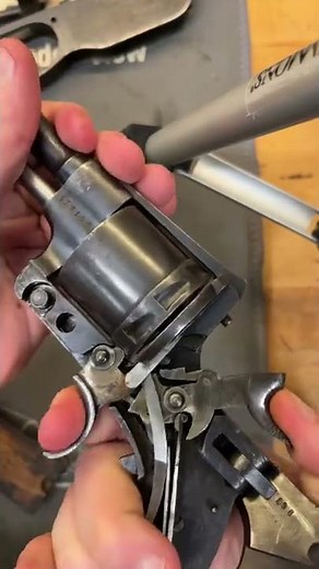 Quick look inside a Rast & Gasser revolver