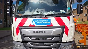 Experience the DAF LF in 360-degree action. Join this Tipper as it: ✅ Completes vital resurfacing road-works ✅ Navigates traffic as it heads back to base ✅ Dumps remaining debris ready for tomorrow’s haul | DAF Trucks N.V.