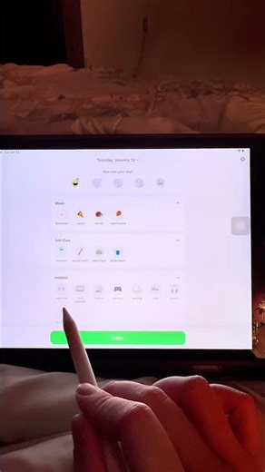 When you romanticize your nighttime routine with the Daily Bean App 🌙 ✨#dailybean #journaling