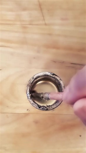 Cake Decorator & Owner of Moon Milk Baking Co. share one of her favorite cakes to make! #baking #cake #cakeart #dessert #cakedecorating #foodtiktok