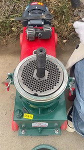 564K views · 3.3K reactions | Stable pressure, no clogging—our animal feed pellet machine excels! Whatsapp: wa.me/+8615966681218 #animalfeedpelletmachine #feedpelletmakingmachine #feedpelletmills #pelletfeedmillforsale #feedpelletizer #feedpelletmachineprice | Pellet Machine Manufacturer | Facebook