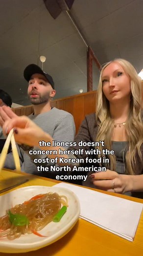 drain my wallet just leave the noodz 🫠 #relatable #koreanfood #imjustagirl #japchae #mukbang | Holly Steeves