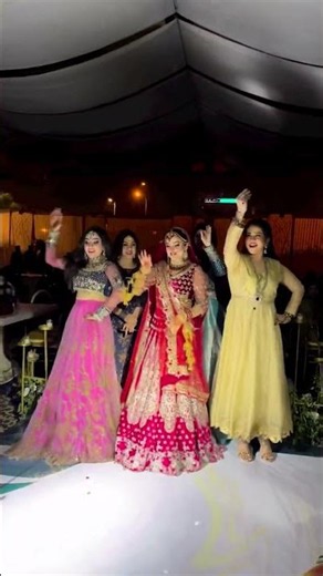 Best bridal entry ever? You decide 😍🔥 | #BridalEntry #BrideDance #DesiWedding #BestFriends #foryou