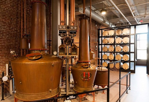 Date ideas Louisville KY: 20   Romantic Things to do For Couples