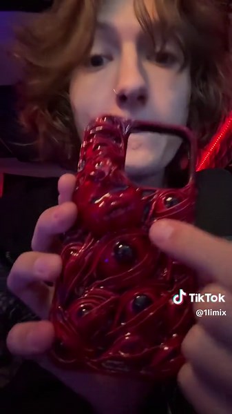 Amazing Phone Case Review from Techypop