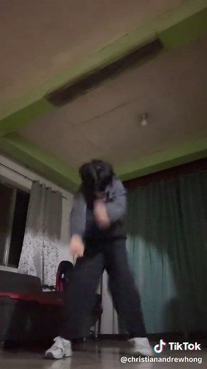 Trending Dance Challenge - No Hands Required!