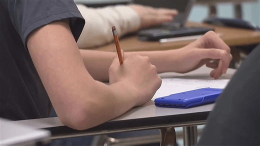 New Mexico launches program paying students facing homelessness to stay in school