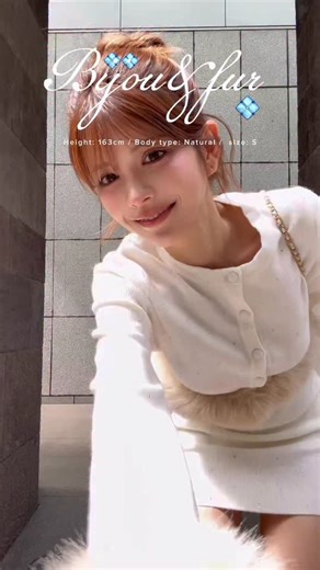 𝐑𝐚𝐧𝐝𝐲 on Instagram: "ビジューxファーの組み合わせって、やっぱり女の子の"ときめき"が詰まってる この冬の「大好き」を全部詰め込んだ 最強の無双コーデ＊ #randy #randyonline #ランディー＃冬コ ーデ ＃参戦服"