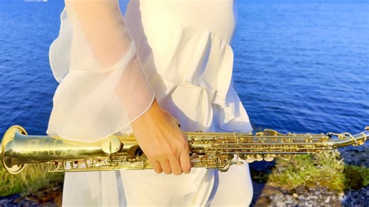 Preview time! Here’s the intro to my upcoming saxophone cover of “Sailing” by Christopher Cross. Full video on my YouTube channel: https://youtu.be/j85Gy9WreWc?feature=shared | Felicity saxophonist