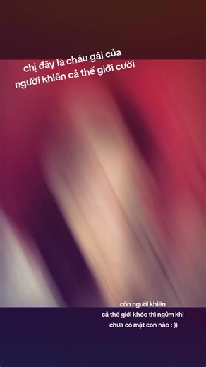 Oona Chaplin (tên đầy đủ Oona Castilla Chaplin, sinh 4/6/1986) là một diễn viên người Tây Ban Nha – Anh nổi tiếng với vai Talisa Maegyr trong