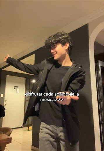 Disfruta 'I Like Me Better' en 8D Audio