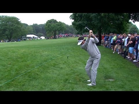 Bubba Watson’s sky-high sand wedge sets up birdie at Travelers