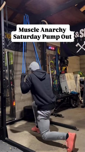 Bro Science + Real Science on Instagram: "Great stuff from muscle anarchy member @jakeallstaedt ⚡️arm day anarchy⚡️ Pure anarchy from @thundrbro’s #muscleanarchyelite track. - Band-assisted split jumps - Band-resisted bench press - Banded gorilla rows / crush grip curls - DB spider curls / ring skull crushers - Arm Annihilation Finished with an AMRAP 7 of… - 60 single unders - 7 burpee pull-ups"