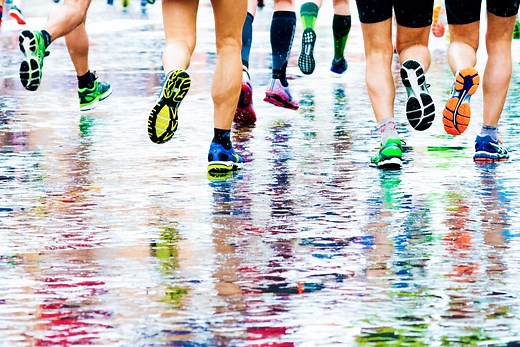 Here's how running in the rain affects your performance