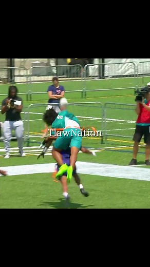 Brysen Wright's Incredible One-Handed Catch