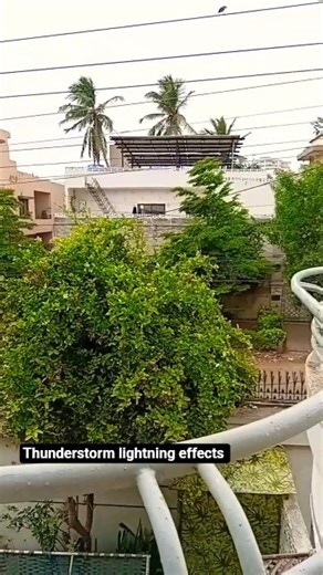The loud and scary thunderstorm lightning sound effect🌩 #scary #light #weather #rain #karachi