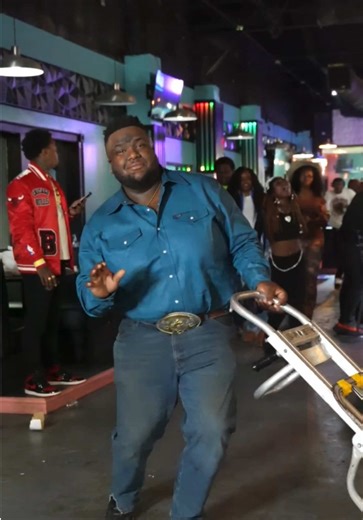 Legacy Caribbean Bar & Grill. Line dance Tuesdays. #steppas #positivevibesonly #columbia #DjQuez #BigClint