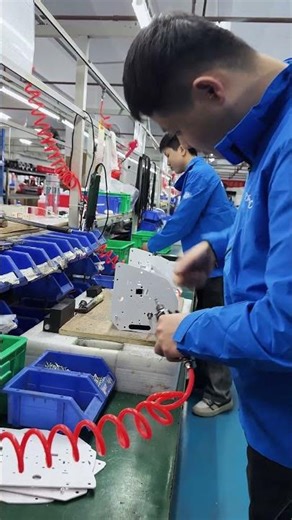 Whoa, come with me! 🏭Our cutter factory is HUGE. Quality you can see! 👀