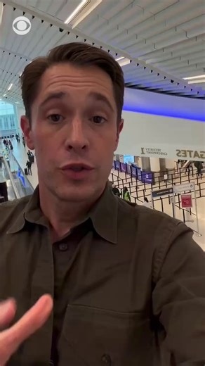A new PSA from the Department of Transportation is pushing for a return to civility in air travel — with Sec. Sean Duffy urging travelers to consider a very specific question before they head to the airport: “Are you dressing with respect?” “Let’s try not to wear slippers and pajamas as we come to the airport,” Duffy told reporters. | CBS News