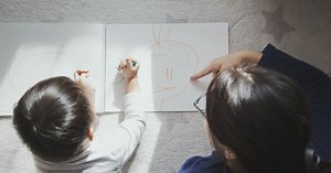 Comment apprendre à dessiner à mon enfant (même si je ne suis pas doué ?)
