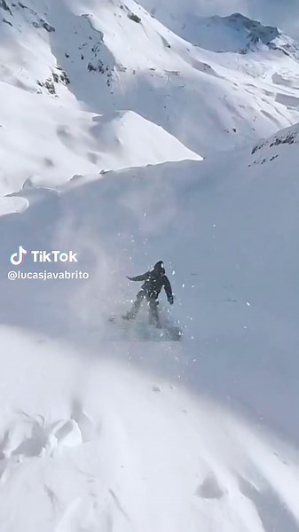 Dylan attempting a front flip in Crans, he is ok 👌 #snowboarding #fail #wipeout #cransmontana