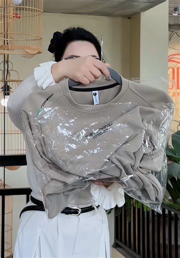 Áo Nỉ Nam Ecollect: Thời Trang Đẹp Đón Tết