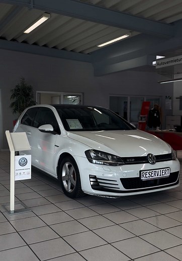 VW Golf GTD Sport mit DYNAUDIO und Panorama-Dach